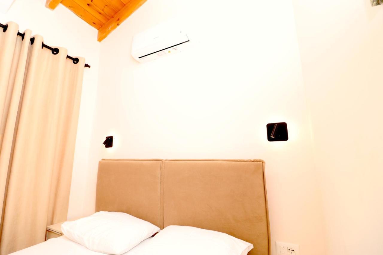 Fegi Rooms Himara Kültér fotó