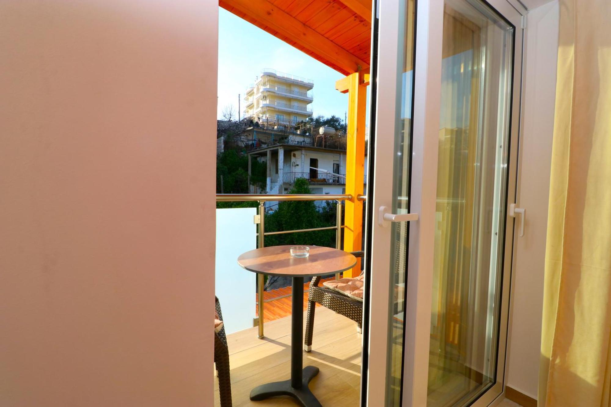 Fegi Rooms Himara Kültér fotó